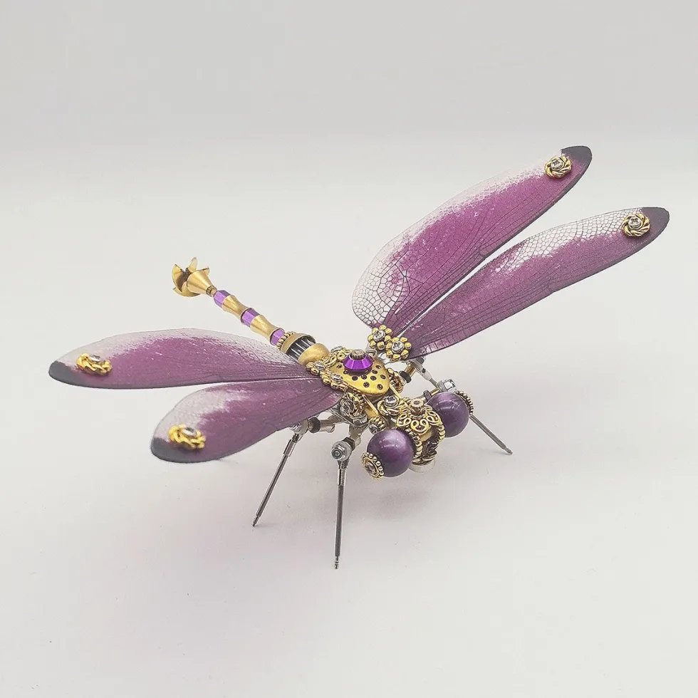 3D Metal Steampunk Insect Assembly Model Kit with Magnetic Display Base