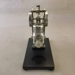 Single Cylinder Stirling Engine Model with Flying Bird Design