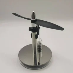 Two-blade Propeller Swashplate Low-Temperature Stirling Engine Model