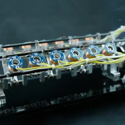V8 Electromagnetic Engine 5V 4W 8 Coils High Speed V-Shaped Automobile Engine Model for Gift Collection